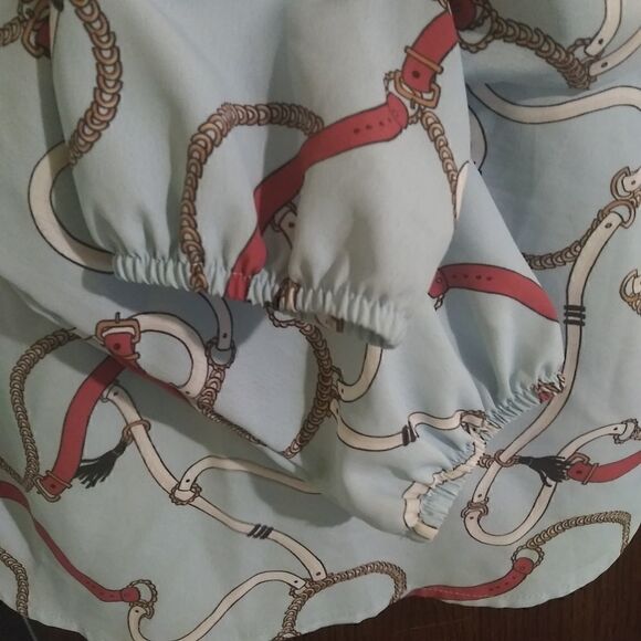 - Baby blue chain detail blouse from a collection with electric wrist - Picture 8 of 13